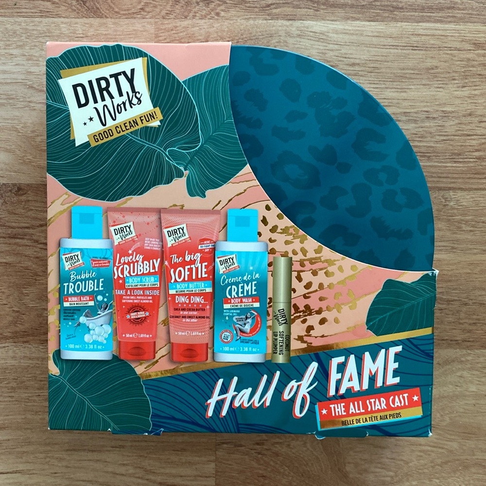 Dirty Works Good Clean Fun Hall of Fame The All Star Cast bath/beauty kit NWT